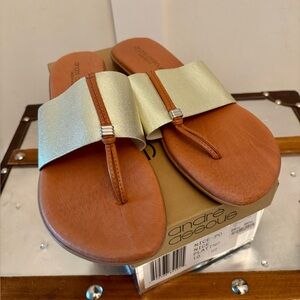 Andre Assous sandals NWT